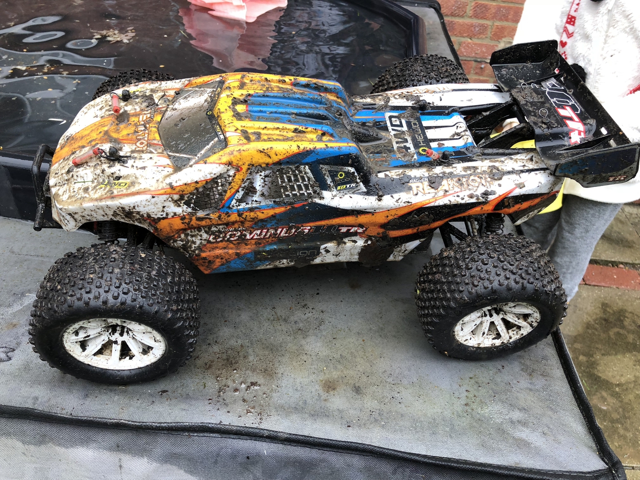 Helion Dominus 10TR · Tech & Toys